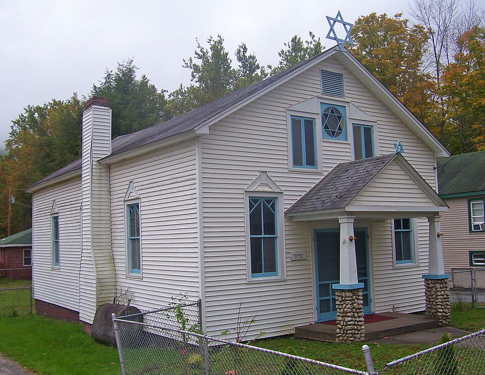 Photograph of Spring Glen Synagogue