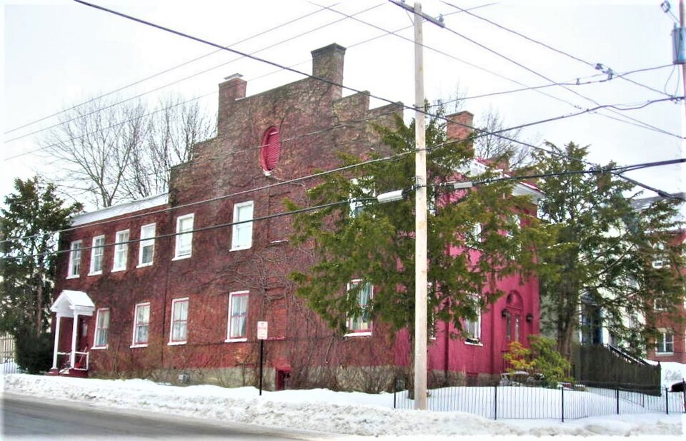 Photograph of Benjamin Chamberlain House