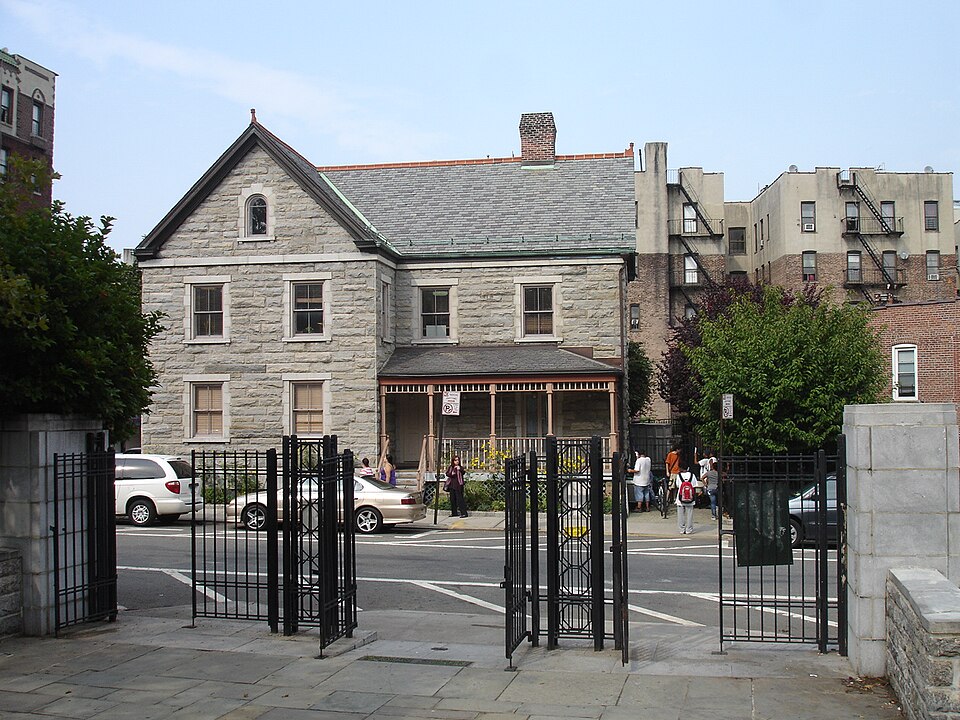 Photograph of Keeper's House at Williamsbridge Reservoir