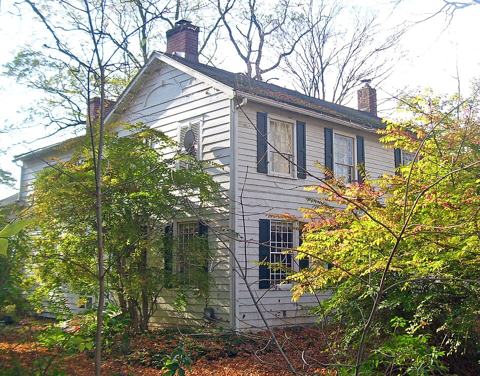 Photograph of Lewis Mumford House