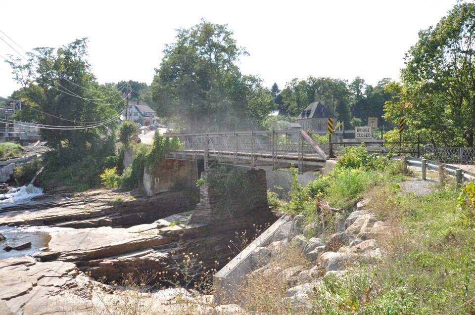 Photograph of Old State Road Bridge
