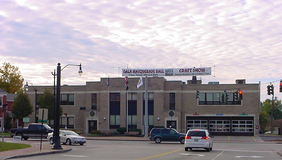 Photograph of Lancaster Municipal Building