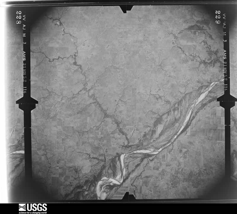 U.S. Geological Survey aerial photograph, 1952-11-21, scale 1:69000