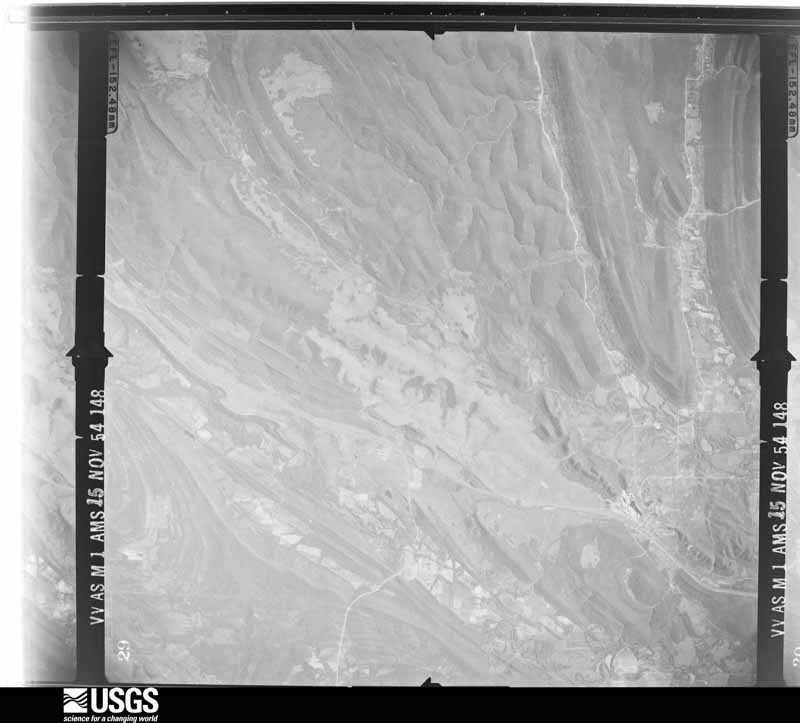 U.S. Geological Survey aerial photograph, 1954-11-15, scale 1:68200