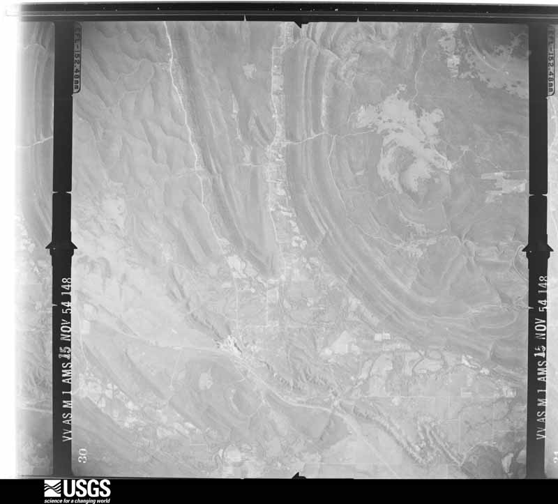 U.S. Geological Survey aerial photograph, 1954-11-15, scale 1:68200