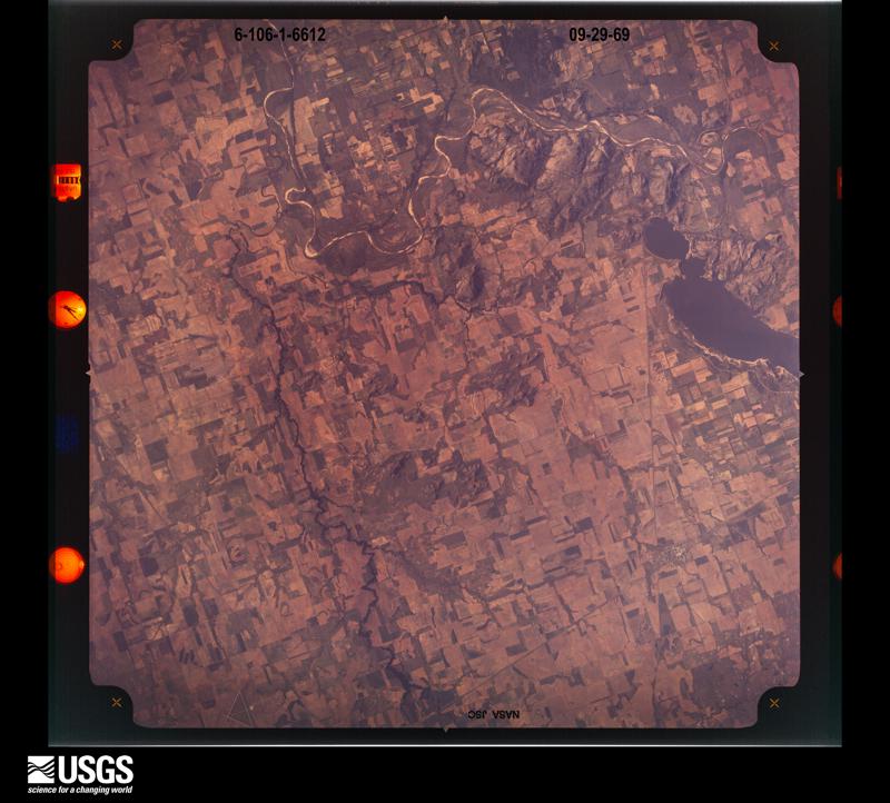 U.S. Geological Survey aerial photograph, 1969-09-29, scale 1:118766