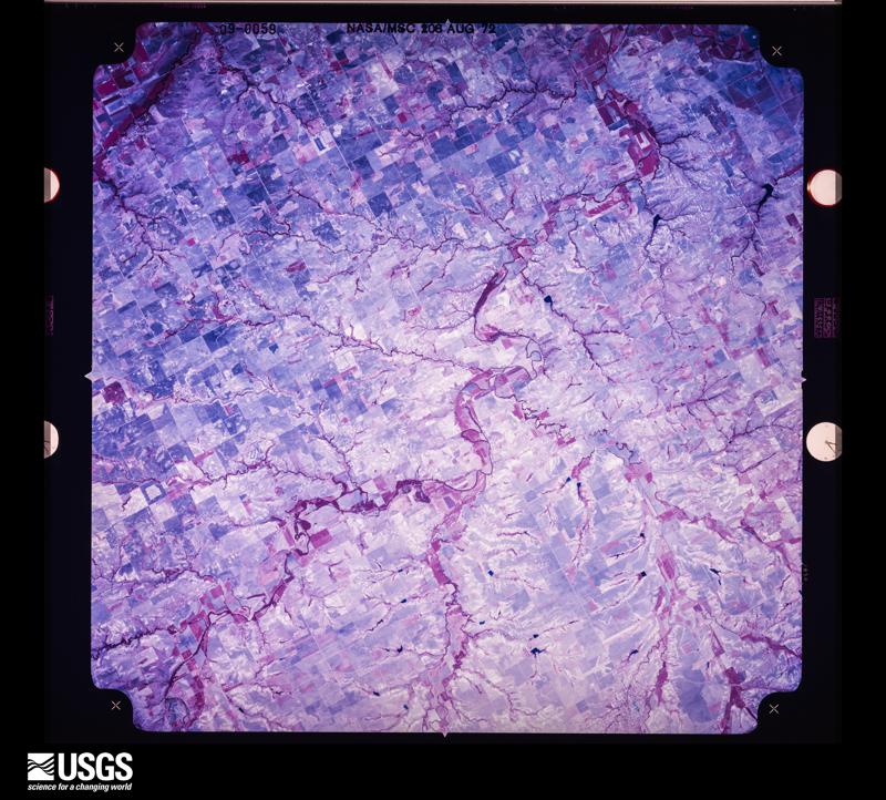 U.S. Geological Survey aerial photograph, 1972-08-19, scale 1:122652