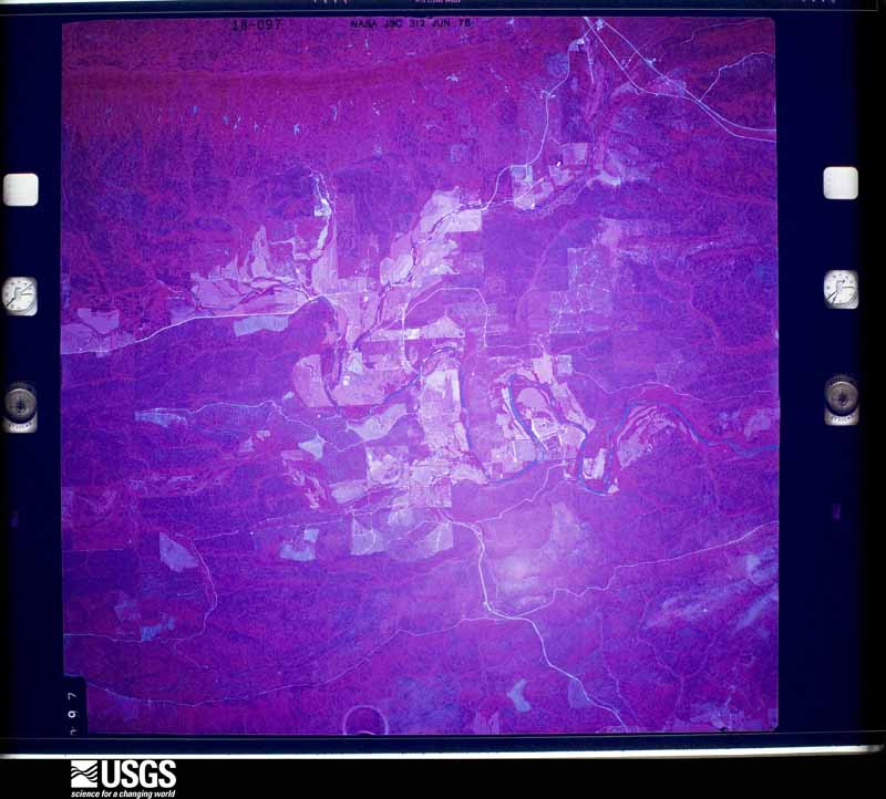 U.S. Geological Survey aerial photograph, 1975-06-12, scale 1:58000