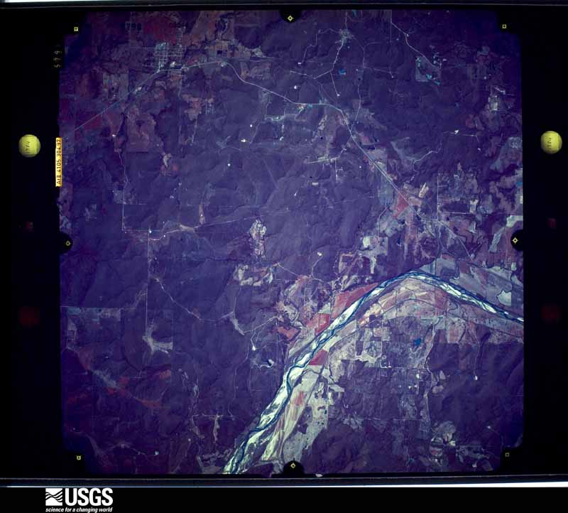 U.S. Geological Survey aerial photograph, 1982-03-07, scale 1:65000