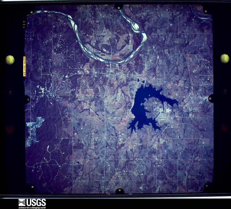 U.S. Geological Survey aerial photograph, 1982-03-07, scale 1:63000