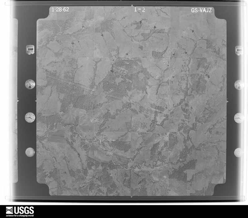 U.S. Geological Survey aerial photograph, 1962-01-28, scale 1:18000