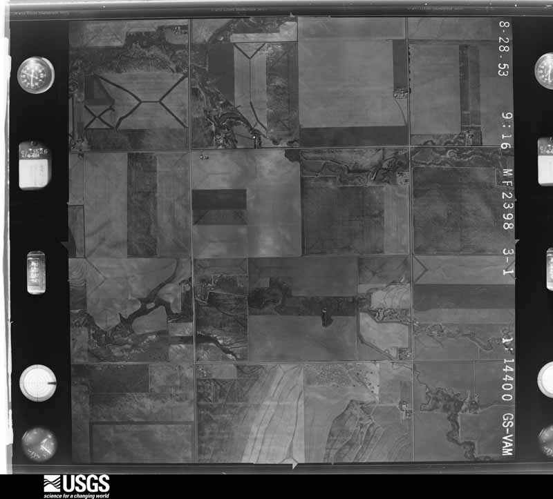 U.S. Geological Survey aerial photograph, 1953-08-28, scale 1:14400