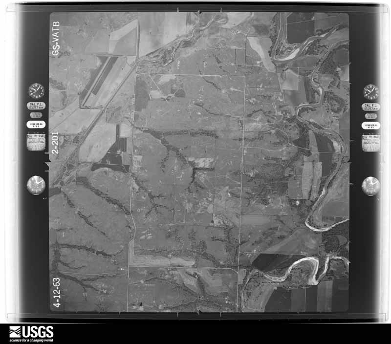 U.S. Geological Survey aerial photograph, 1963-04-12, scale 1:18000