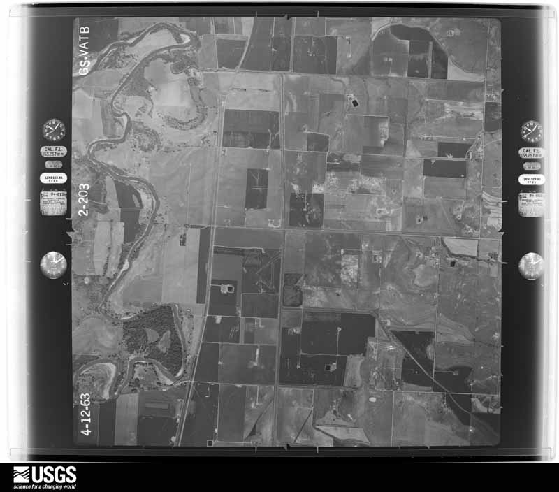 U.S. Geological Survey aerial photograph, 1963-04-12, scale 1:18000