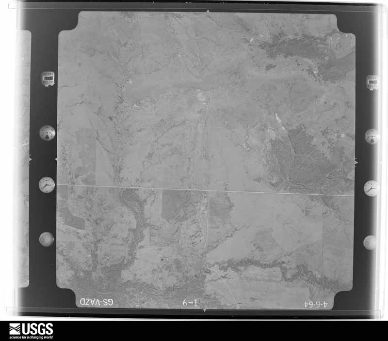 U.S. Geological Survey aerial photograph, 1964-04-06, scale 1:18000