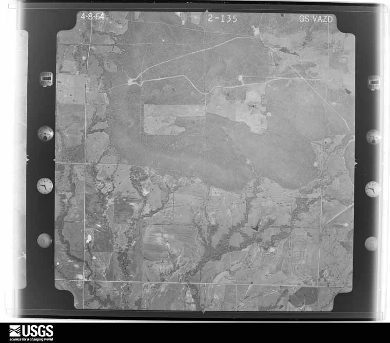 U.S. Geological Survey aerial photograph, 1964-04-08, scale 1:18000