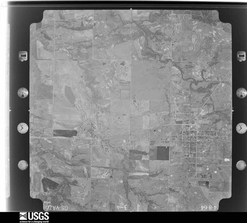 U.S. Geological Survey aerial photograph, 1964-04-08, scale 1:18000