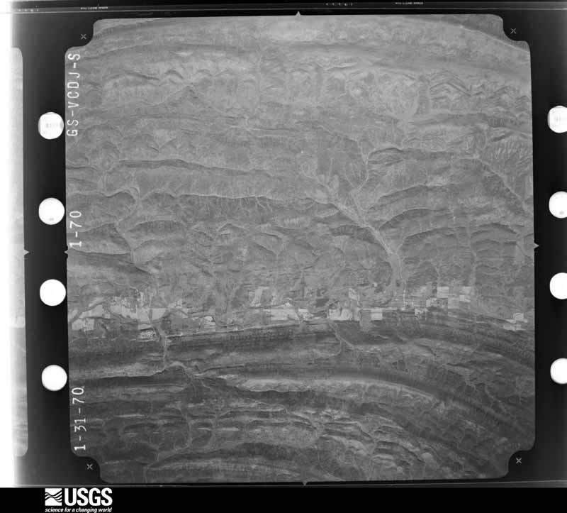 U.S. Geological Survey aerial photograph, 1970-02-08, scale 1:74000