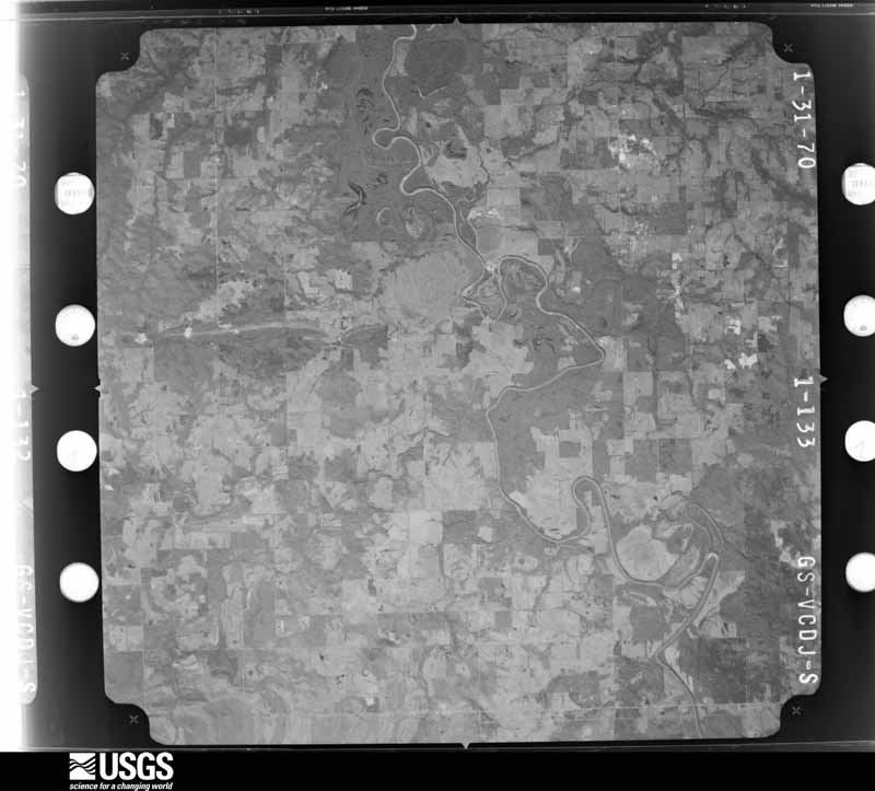 U.S. Geological Survey aerial photograph, 1970-02-08, scale 1:74000