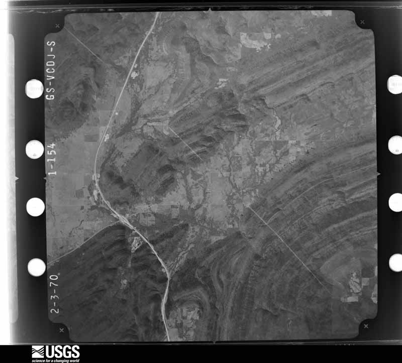 U.S. Geological Survey aerial photograph, 1970-02-08, scale 1:74000