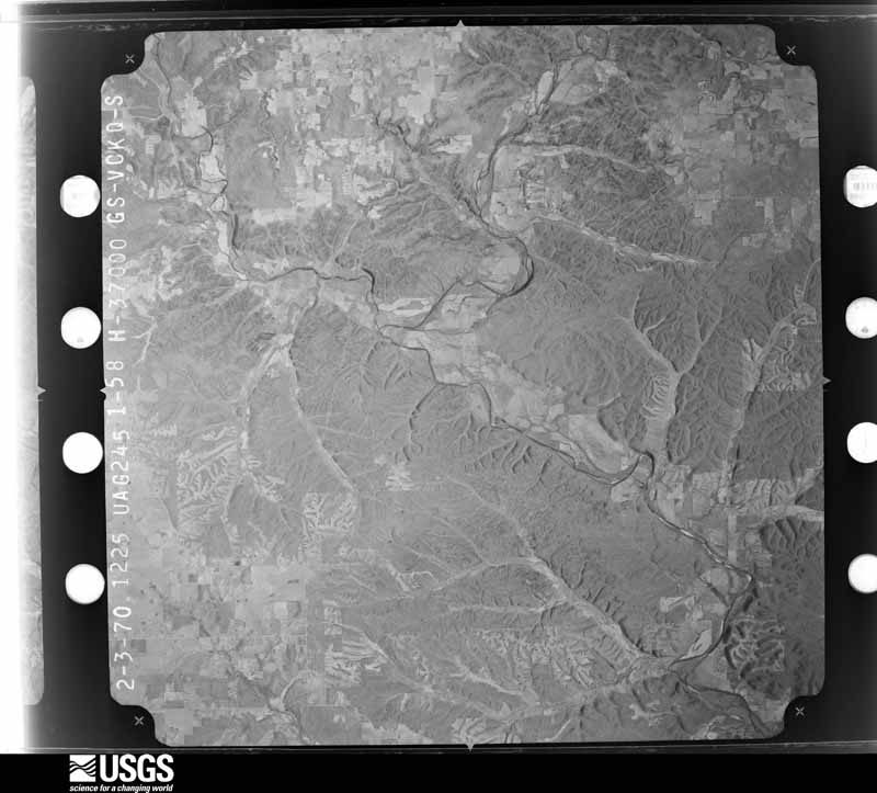 U.S. Geological Survey aerial photograph, 1970-02-03, scale 1:74000