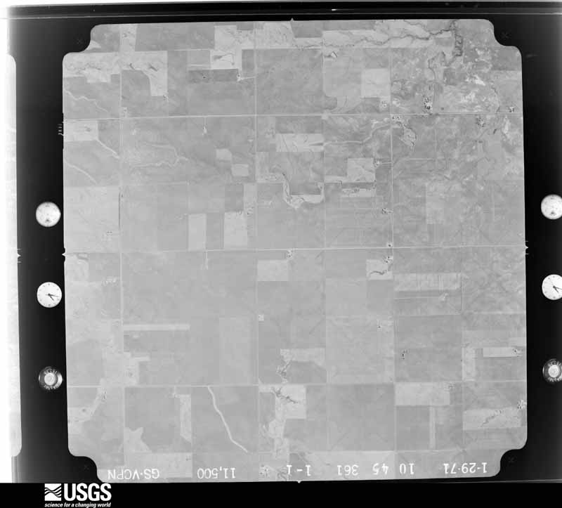 U.S. Geological Survey aerial photograph, 1971-01-29, scale 1:23000