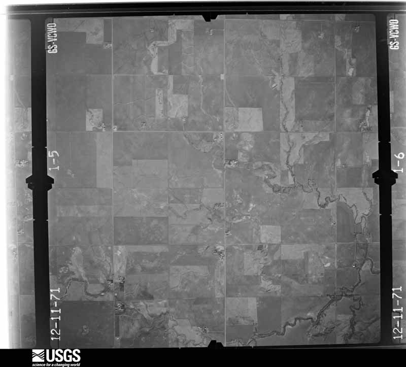 U.S. Geological Survey aerial photograph, 1972-01-11, scale 1:20000