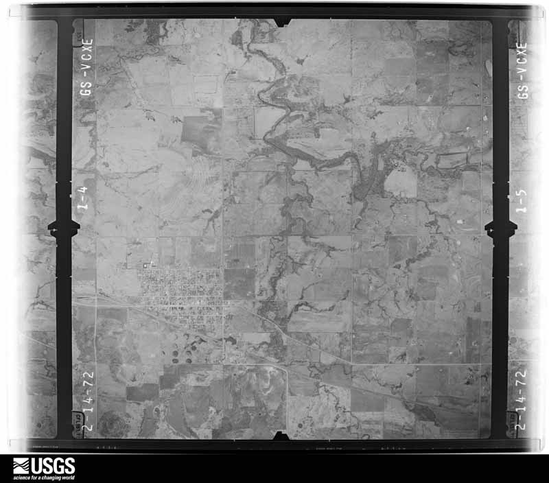 U.S. Geological Survey aerial photograph, 1972-02-27, scale 1:22000