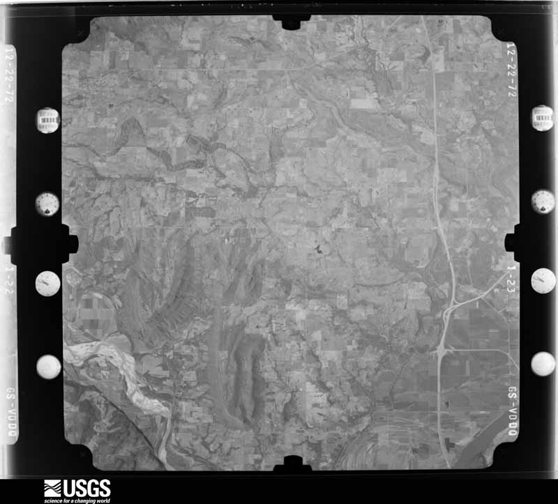 U.S. Geological Survey aerial photograph, 1972-12-22, scale 1:80000
