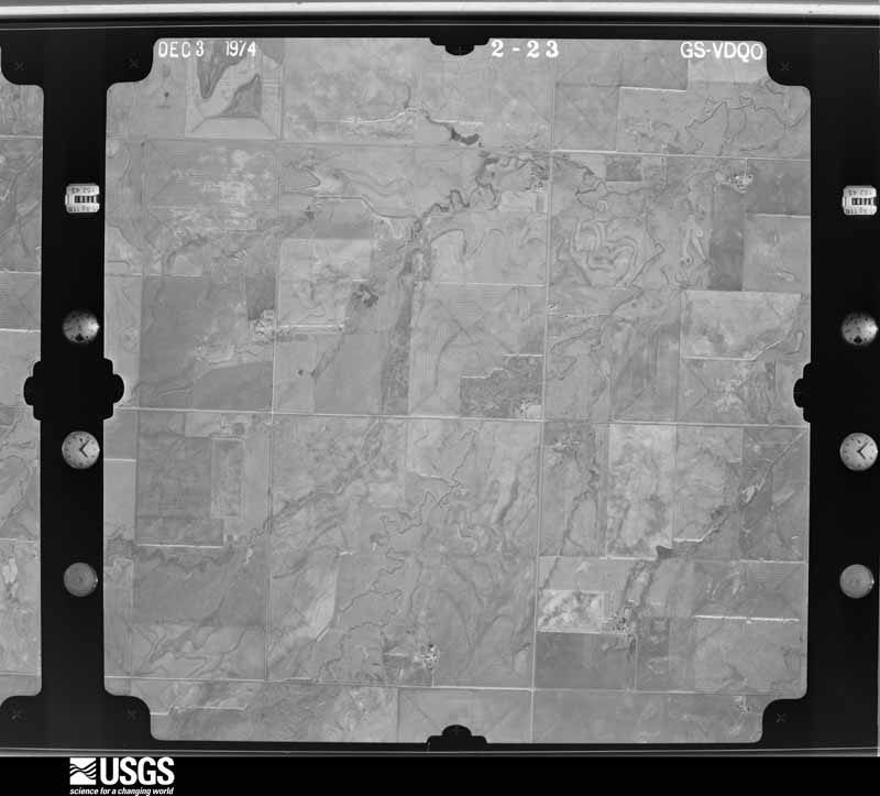 U.S. Geological Survey aerial photograph, 1974-12-01, scale 1:18000