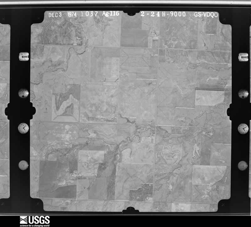 U.S. Geological Survey aerial photograph, 1974-12-01, scale 1:18000