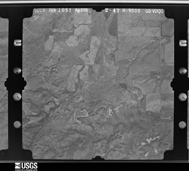 U.S. Geological Survey aerial photograph, 1974-12-01, scale 1:18000