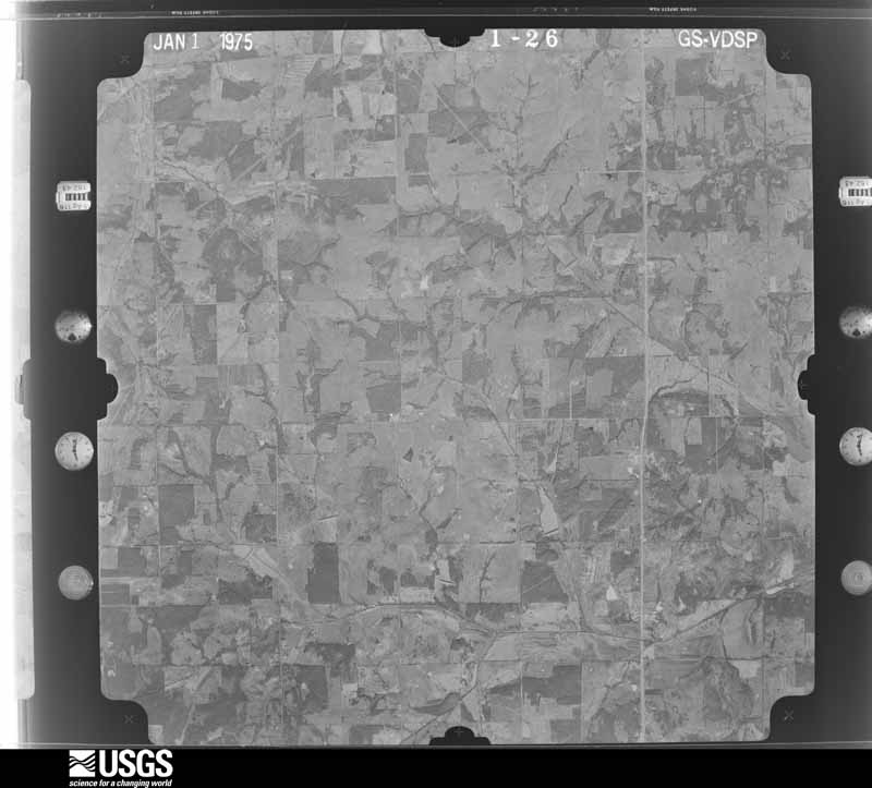 U.S. Geological Survey aerial photograph, 1975-01-01, scale 1:40000