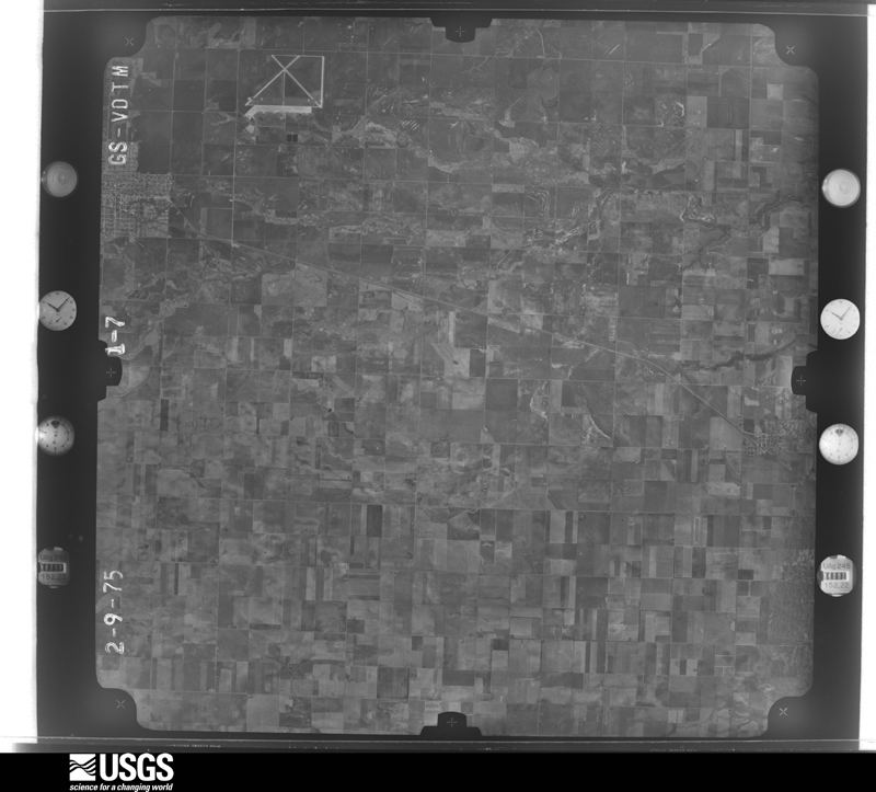 U.S. Geological Survey aerial photograph, 1975-02-09, scale 1:80000