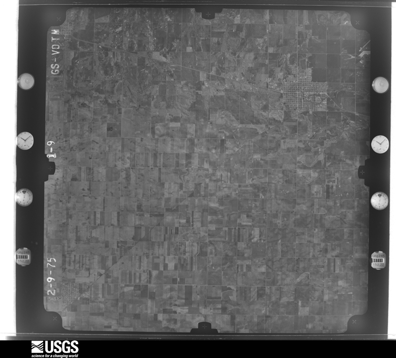 U.S. Geological Survey aerial photograph, 1975-02-09, scale 1:80000