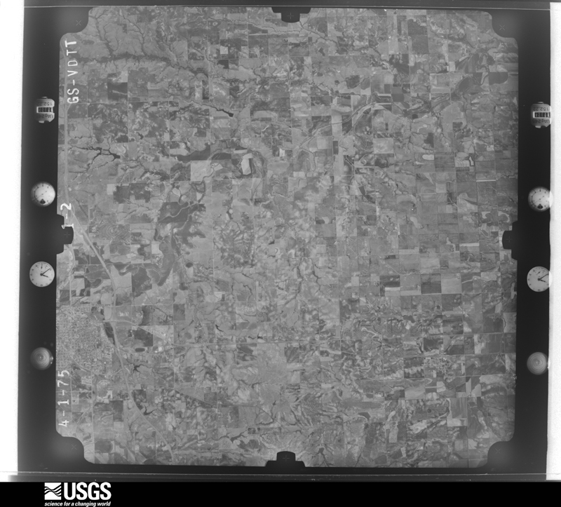 U.S. Geological Survey aerial photograph, 1975-04-03, scale 1:80000