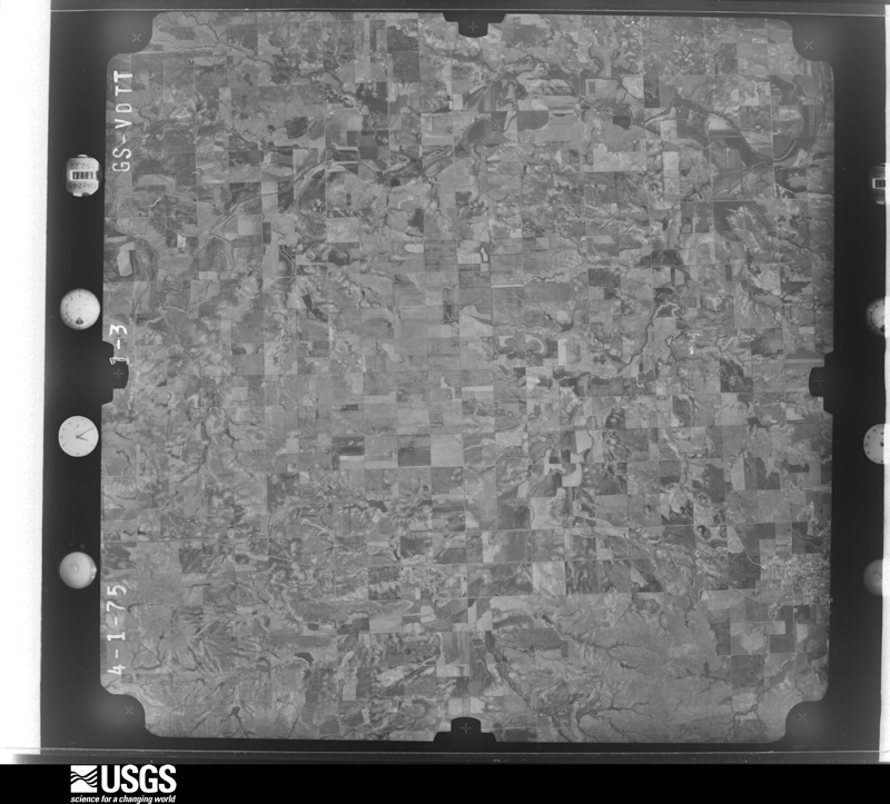 U.S. Geological Survey aerial photograph, 1975-04-03, scale 1:80000