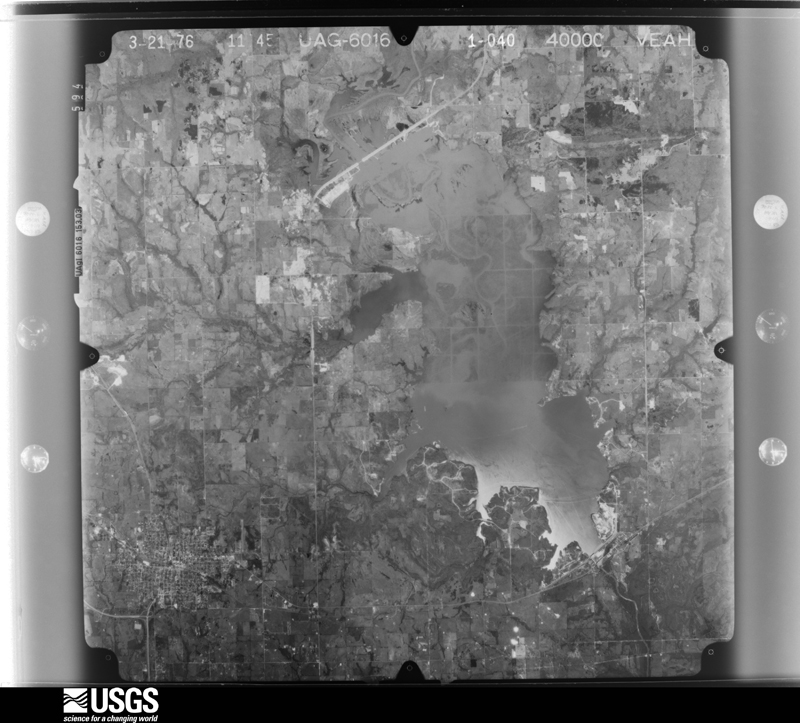 U.S. Geological Survey aerial photograph, 1976-03-21, scale 1:80000