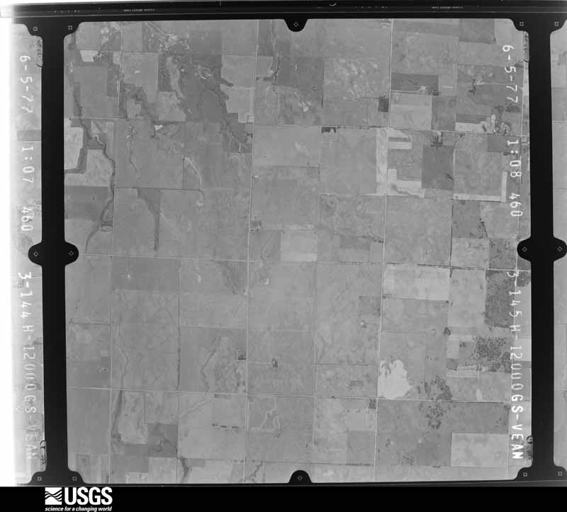 U.S. Geological Survey aerial photograph, 1977-06-05, scale 1:24000