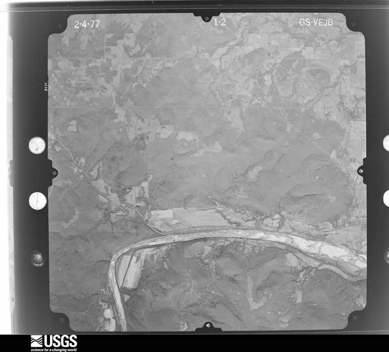 U.S. Geological Survey aerial photograph, 1977-03-07, scale 1:44000