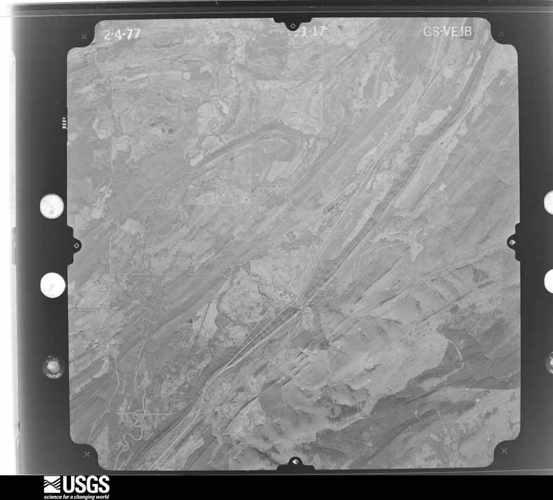 U.S. Geological Survey aerial photograph, 1977-03-07, scale 1:44000