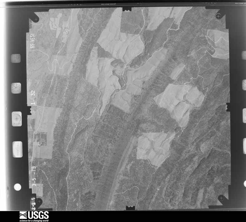 U.S. Geological Survey aerial photograph, 1979-04-06, scale 1:28000