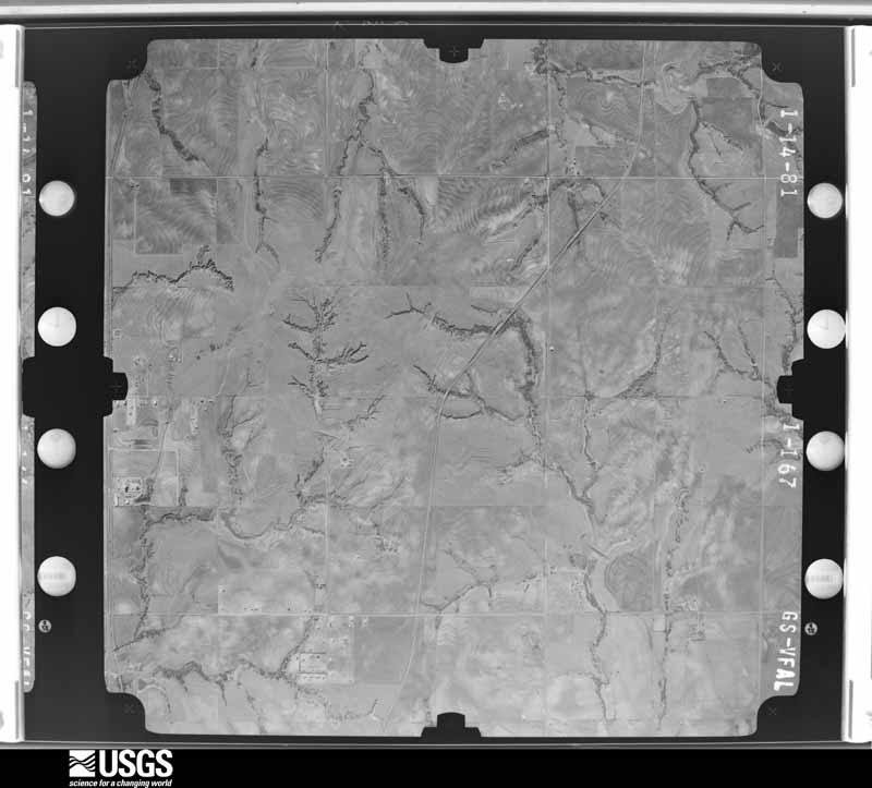 U.S. Geological Survey aerial photograph, 1981-01-14, scale 1:22000
