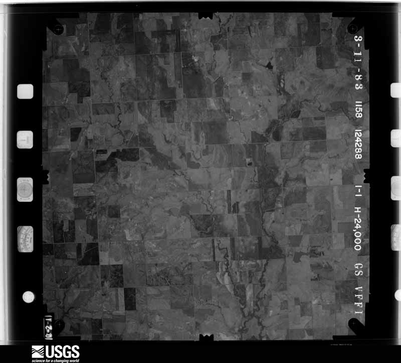 U.S. Geological Survey aerial photograph, 1983-03-11, scale 1:48000