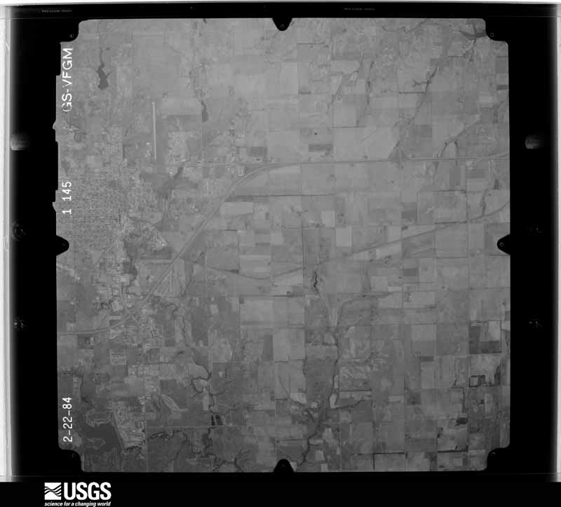 U.S. Geological Survey aerial photograph, 1984-02-22, scale 1:48000