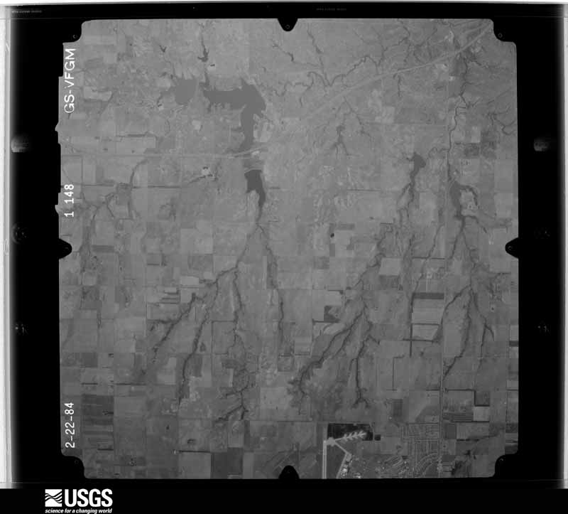 U.S. Geological Survey aerial photograph, 1984-02-22, scale 1:48000