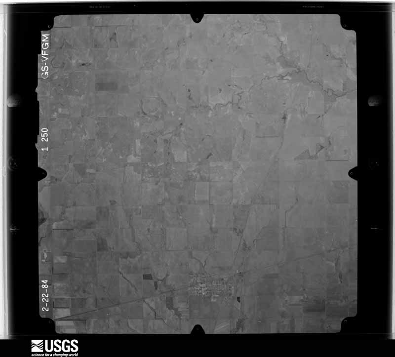U.S. Geological Survey aerial photograph, 1984-02-22, scale 1:48000