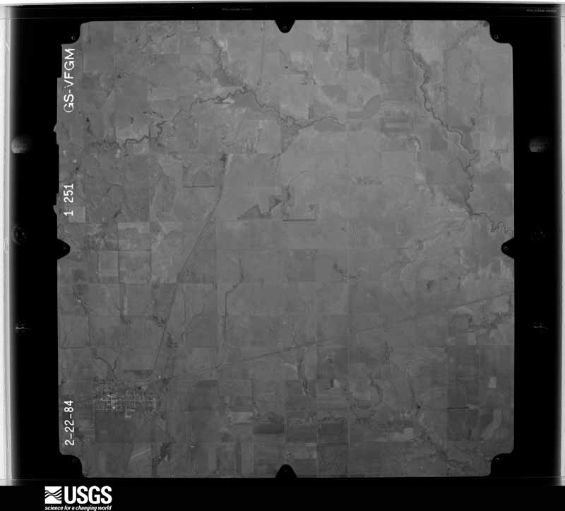 U.S. Geological Survey aerial photograph, 1984-02-22, scale 1:48000