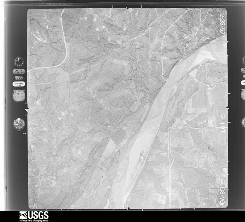 U.S. Geological Survey aerial photograph, 1957-03-01, scale 1:17000