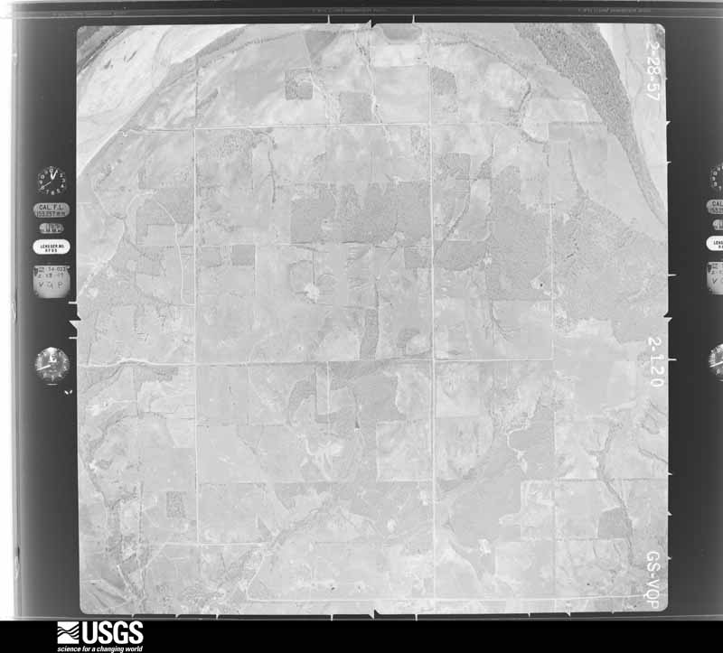 U.S. Geological Survey aerial photograph, 1957-03-01, scale 1:17000